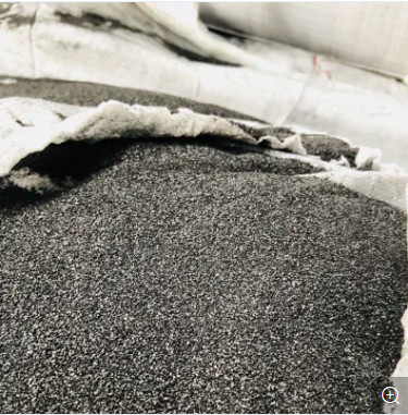 Tahan api 98,5% 97% Graphite Petroleum Coke Sulfur Rendah Karbon Tinggi 0-5mm